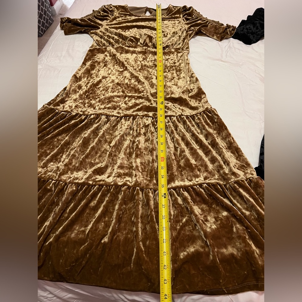 Set of Two Who What Wear Velour Dresses - Gold and Black - Picture 6 of 7